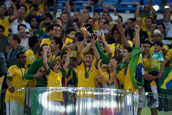 巴西赢过欧洲杯冠军吗（巴西赢过法国吗）