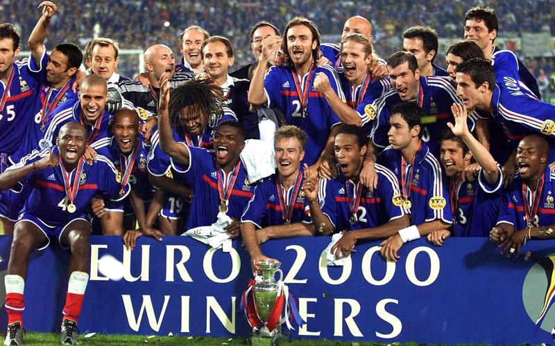 2000年欧洲杯冠军成员（2000年欧洲杯冠军成员是谁）