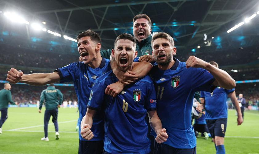 欧洲杯意大利球员庆祝动作（2021欧洲杯意大利队员介绍）