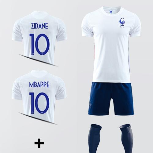 欧洲杯全是白色队服赢（2021欧洲杯各队球衣颜色）