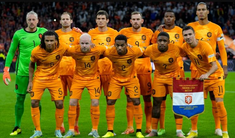 荷兰拿过几次欧洲杯亚军（荷兰获得过几次欧洲杯冠军）